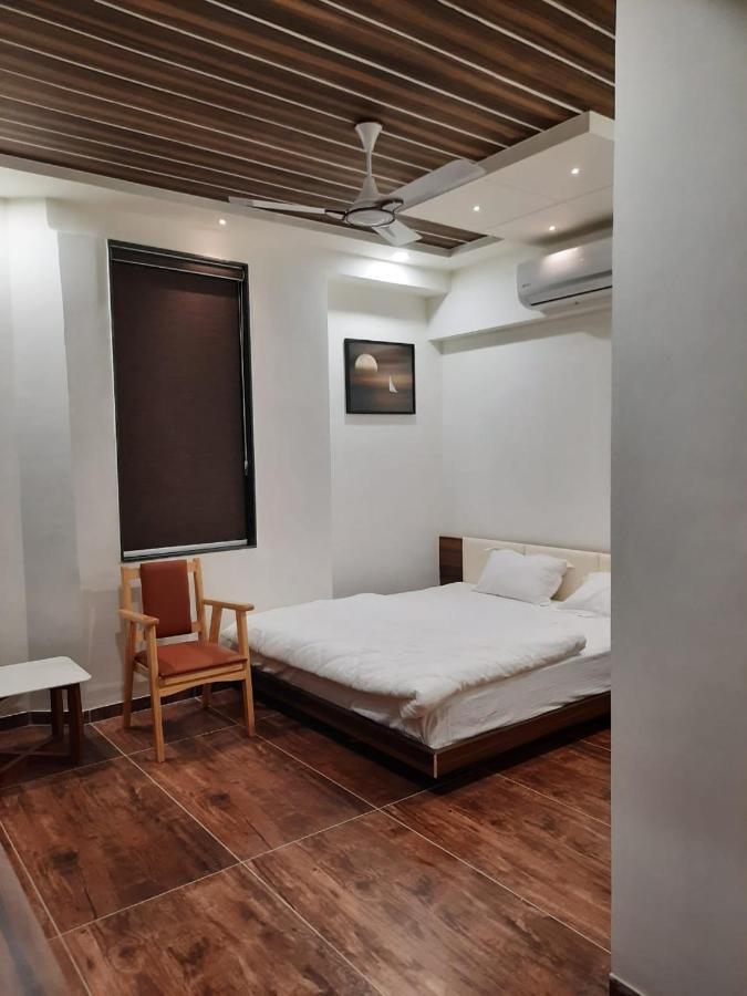 Hotel The Grand Shiva Gondal Buitenkant foto