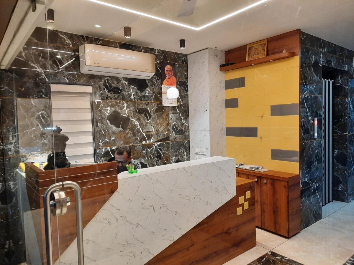 Hotel The Grand Shiva Gondal Buitenkant foto