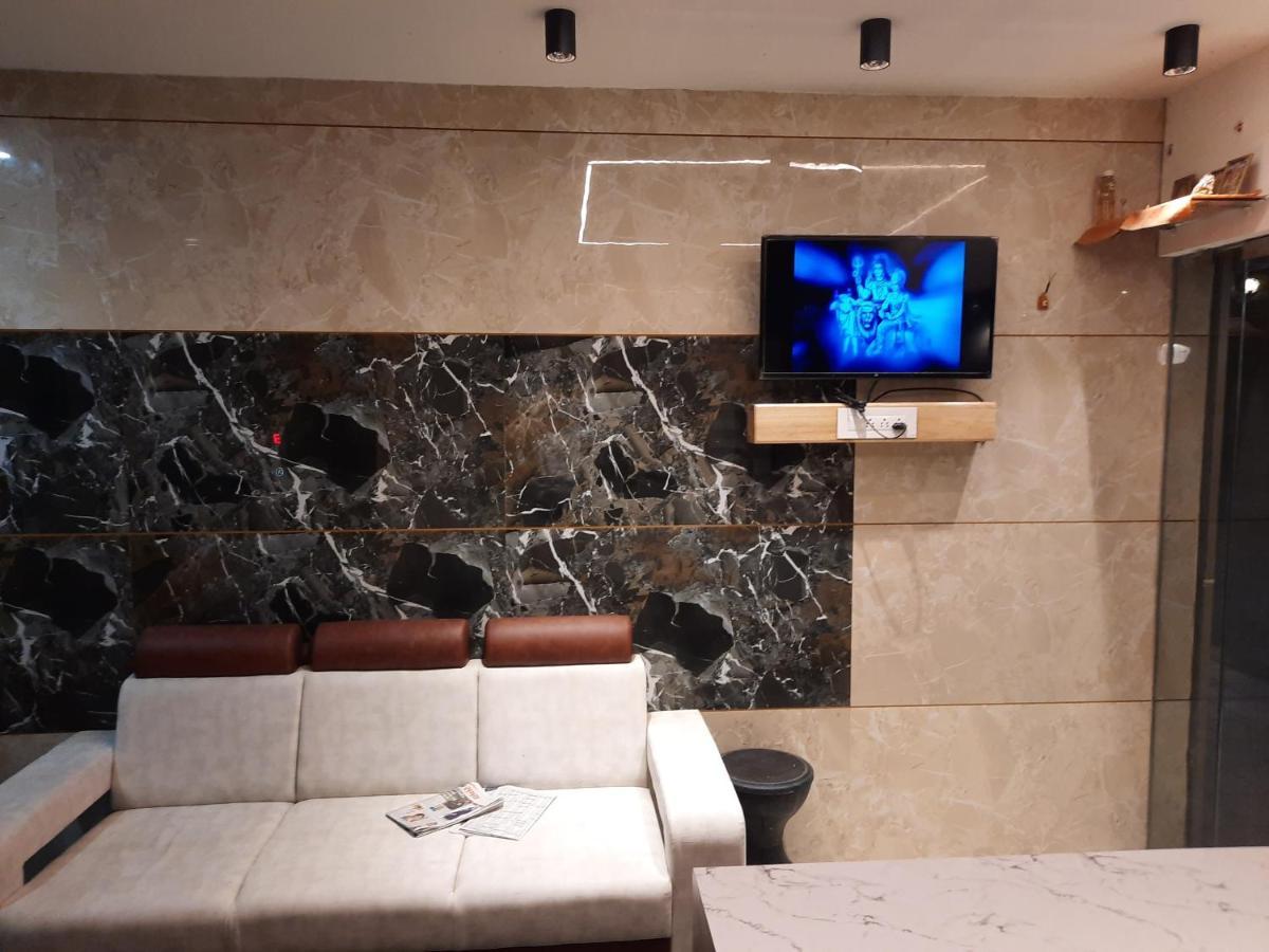 Hotel The Grand Shiva Gondal Buitenkant foto
