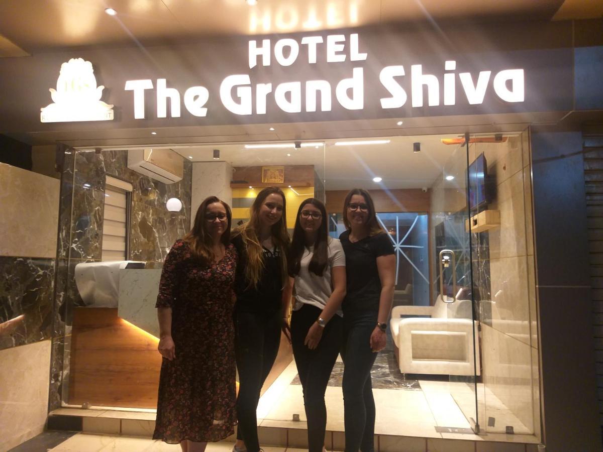 Hotel The Grand Shiva Gondal Buitenkant foto